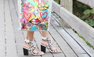 Louise Roe feet photo thumbnail