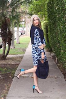 Louise Roe feet photo thumbnail