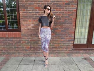 Louise Roe feet photo thumbnail