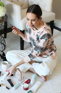 Louise Roe feet photo thumbnail