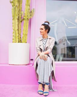 Louise Roe feet photo thumbnail