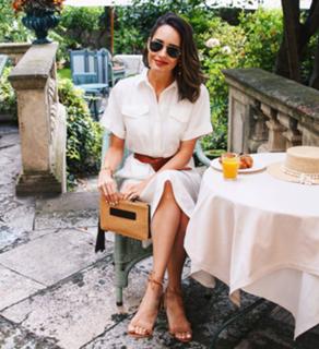 Louise Roe feet photo thumbnail