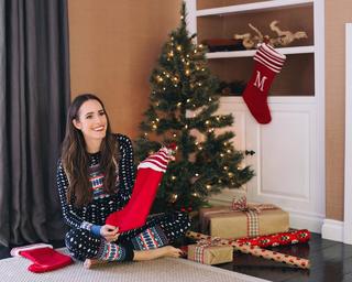 Louise Roe feet photo thumbnail