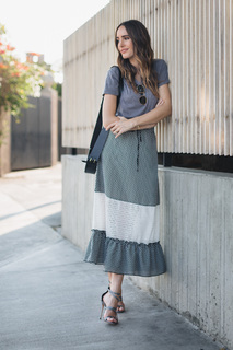 Louise Roe feet photo thumbnail