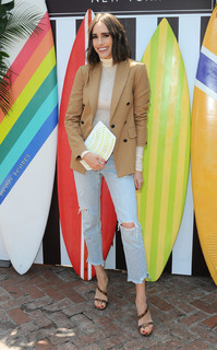 Louise Roe feet photo thumbnail