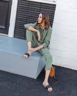 Louise Roe feet photo thumbnail