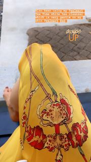 Louise Roe feet photo thumbnail