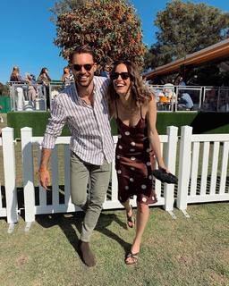 Louise Roe feet photo thumbnail