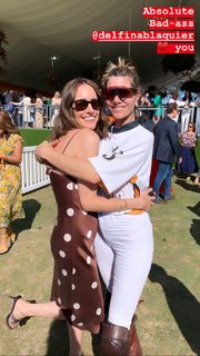 Louise Roe feet photo thumbnail