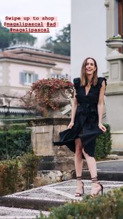 Louise Roe feet photo thumbnail