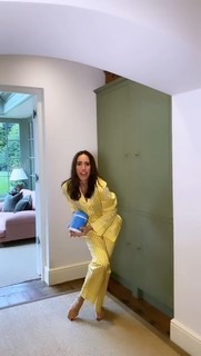 Louise Roe feet photo thumbnail