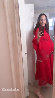 Louise Roe feet photo thumbnail