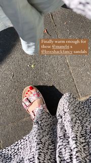 Louise Roe feet photo thumbnail