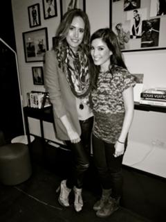 Louise Roe feet photo thumbnail