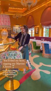 Louise Roe feet photo thumbnail