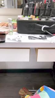 Louise Roe feet photo thumbnail