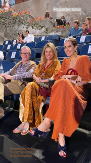 Louise Roe feet photo thumbnail