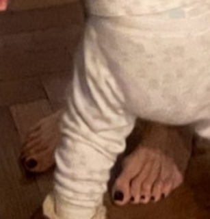 Louise Roe feet photo thumbnail