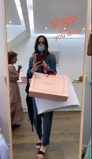 Louise Roe feet photo thumbnail