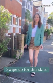 Louise Roe feet photo thumbnail