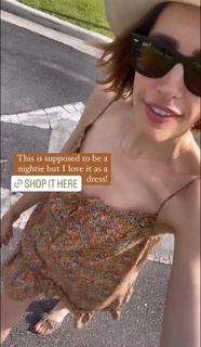 Louise Roe feet photo thumbnail