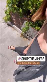 Louise Roe feet photo thumbnail