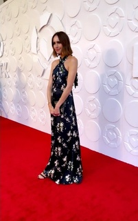 Louise Roe feet photo thumbnail