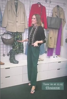 Louise Roe feet photo thumbnail