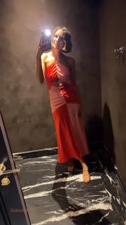 Louise Roe feet photo thumbnail