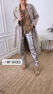 Louise Roe feet photo thumbnail