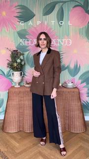 Louise Roe feet photo thumbnail