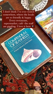 Louise Roe feet photo thumbnail