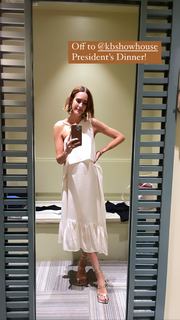 Louise Roe feet photo thumbnail