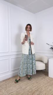 Louise Roe feet photo thumbnail