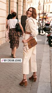 Louise Roe feet photo thumbnail