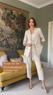 Louise Roe feet photo thumbnail