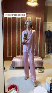 Louise Roe feet photo thumbnail