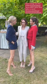 Louise Roe feet photo thumbnail