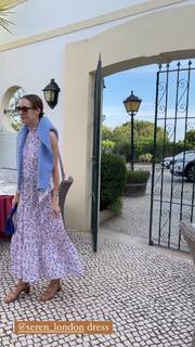 Louise Roe feet photo thumbnail