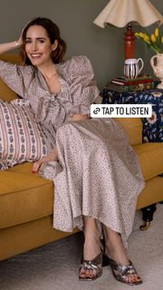 Louise Roe feet photo thumbnail