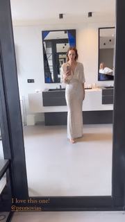 Louise Roe feet photo thumbnail