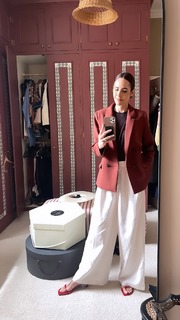 Louise Roe feet photo thumbnail