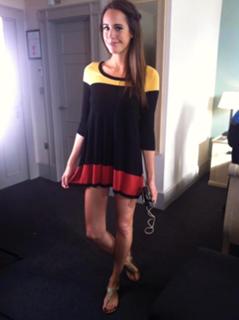 Louise Roe feet photo thumbnail