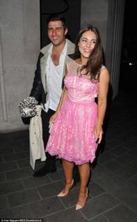 Louise Thompson feet photo thumbnail