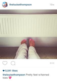 Louise Thompson feet photo thumbnail