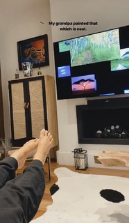 Louise Thompson feet photo thumbnail