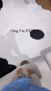 Louise Thompson feet photo thumbnail