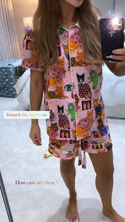 Louise Thompson feet photo thumbnail