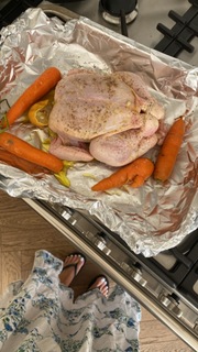 Louise Thompson feet photo thumbnail