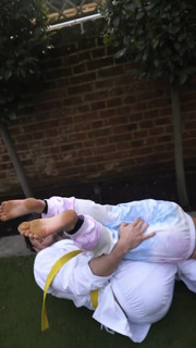 Louise Thompson feet photo thumbnail